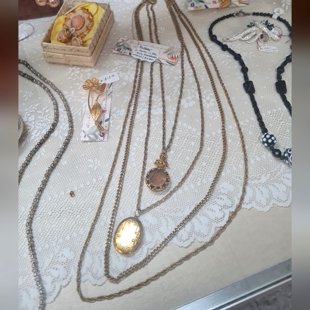 Vintage Goldette Layered Chain Necklace with Gold Locket and Glass Cameo
